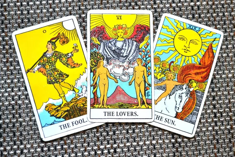 Love Tarot Decoded: Navigating Relationships and Soulmate Connections